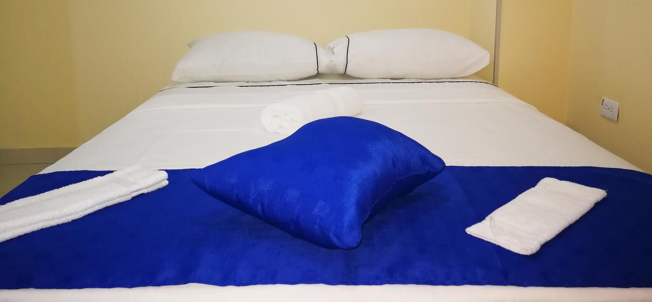 Hotel Zafiro Летисия Екстериор снимка